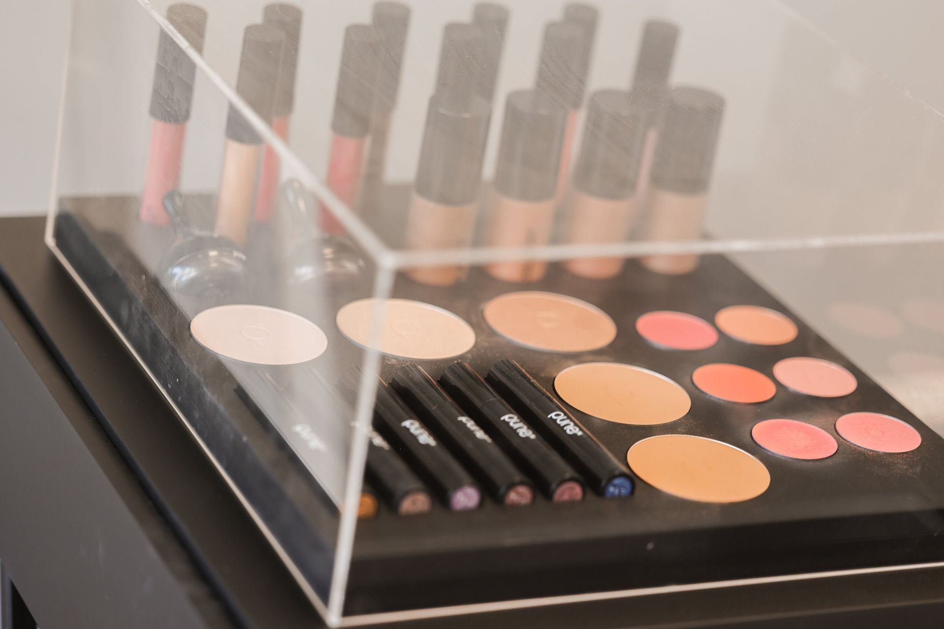 Makeup Display pune