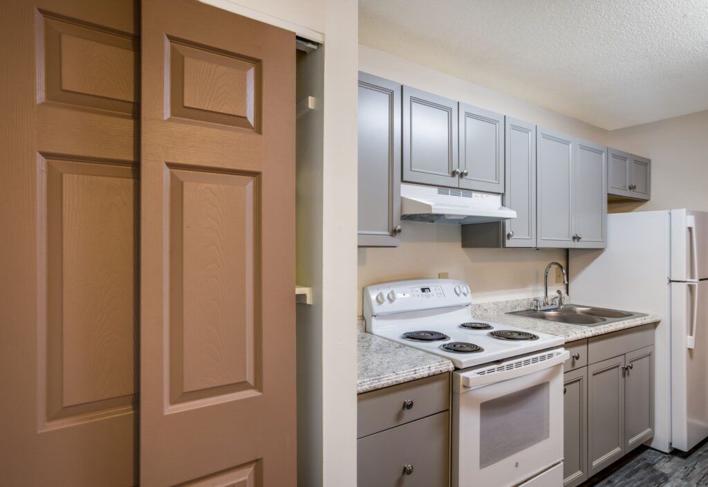 Edgewater Apartments, Savannah GA