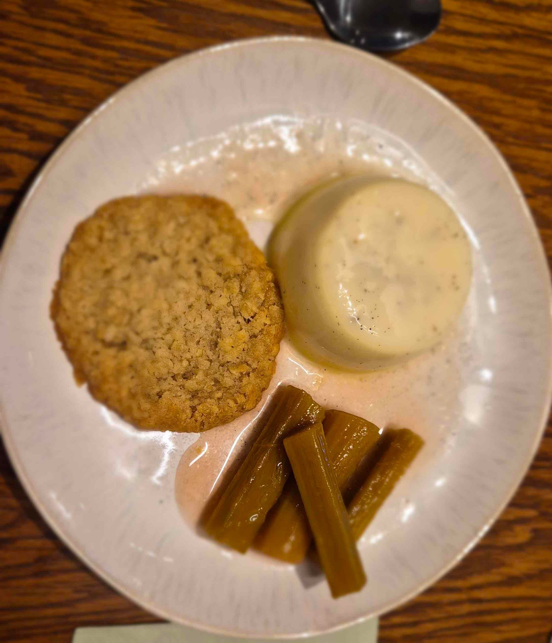 Rhubarb Panacotta with Rhubarb and a Honey Oat Biscuit