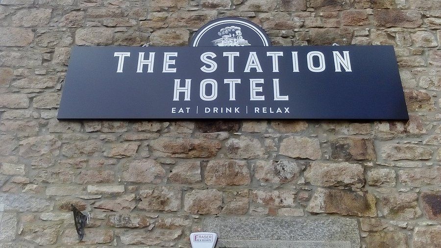 The Station Hotel Insch outdoor signage