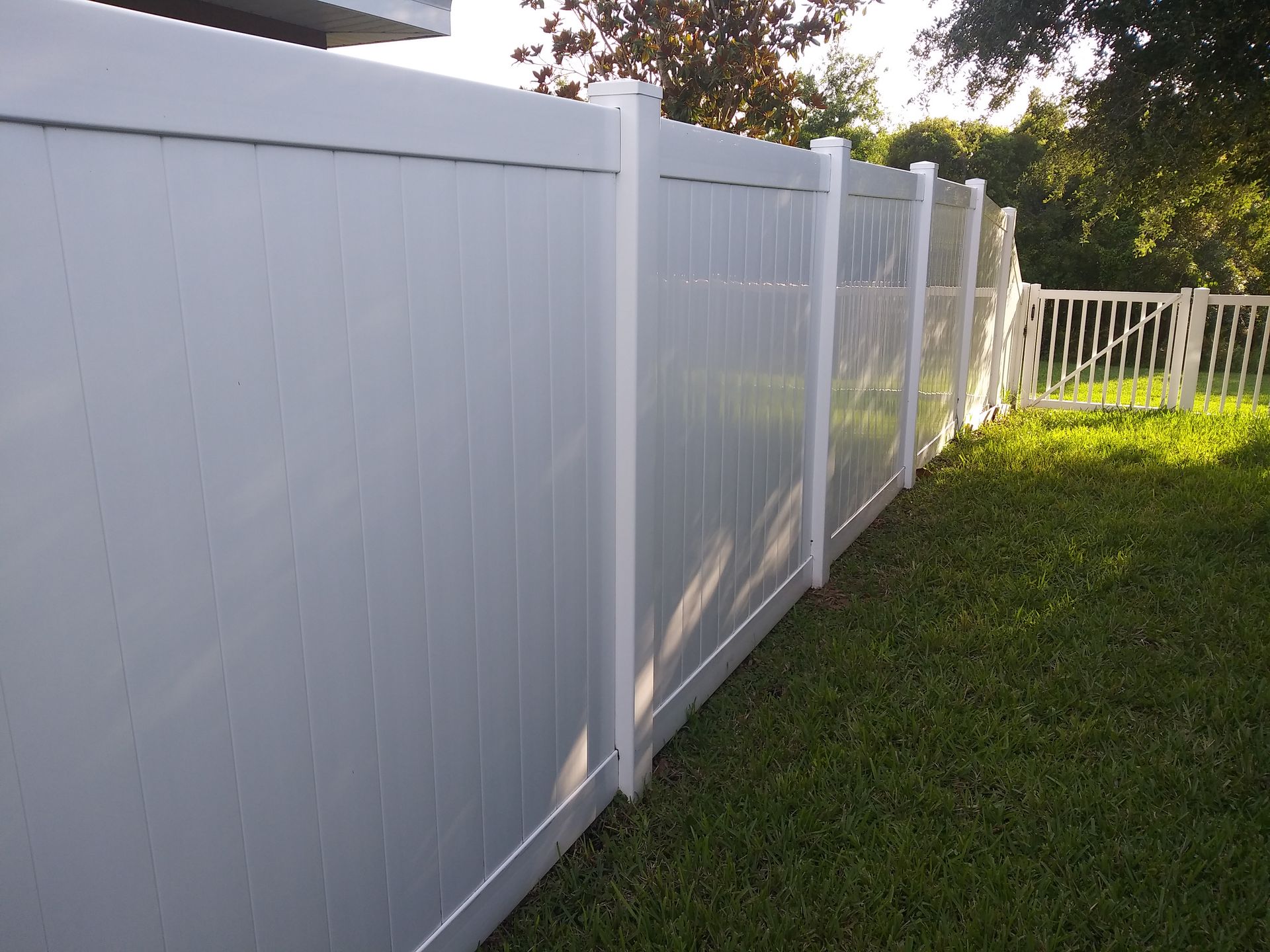 fence pressure washing