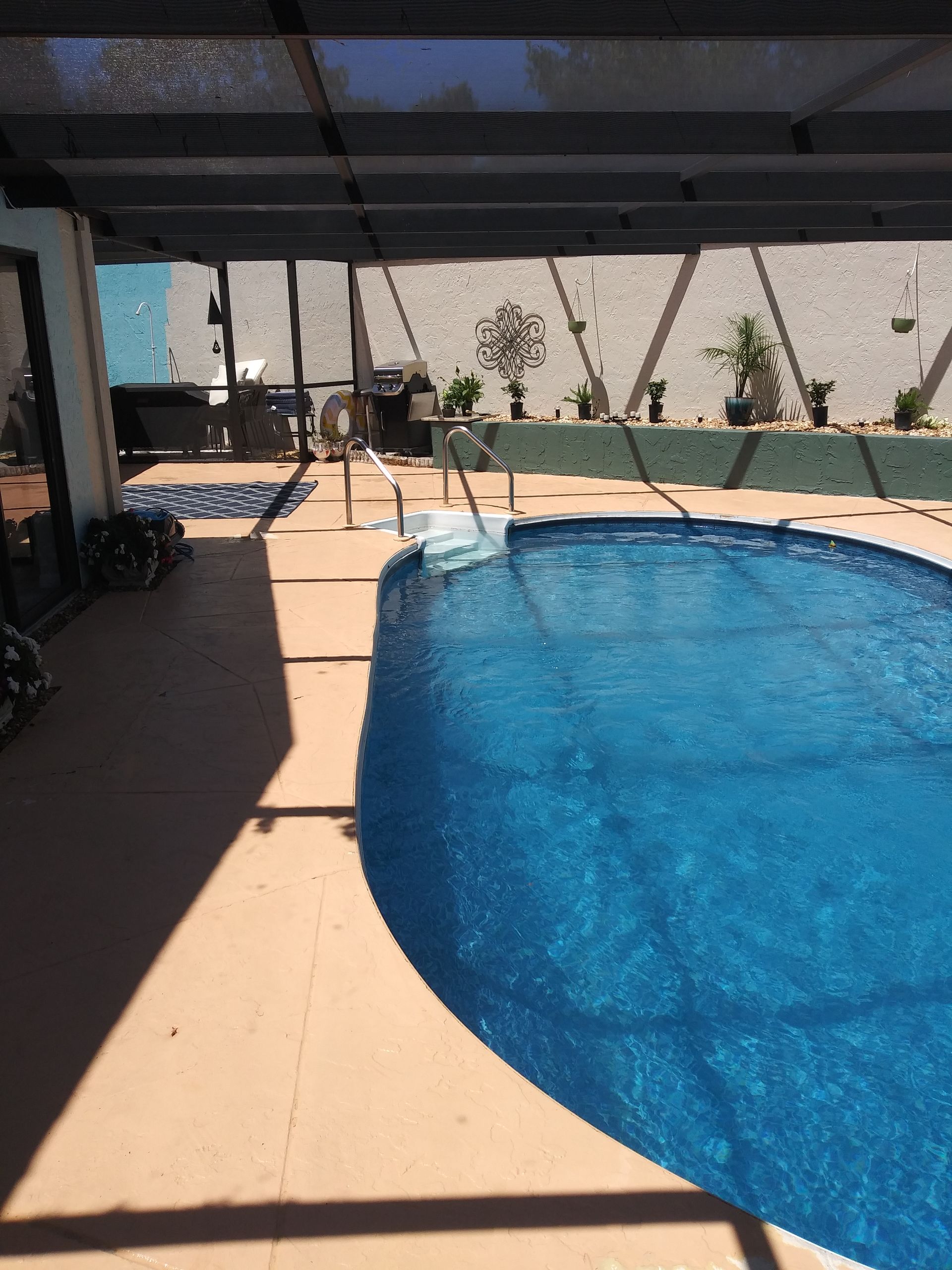 pool deck pressure washing