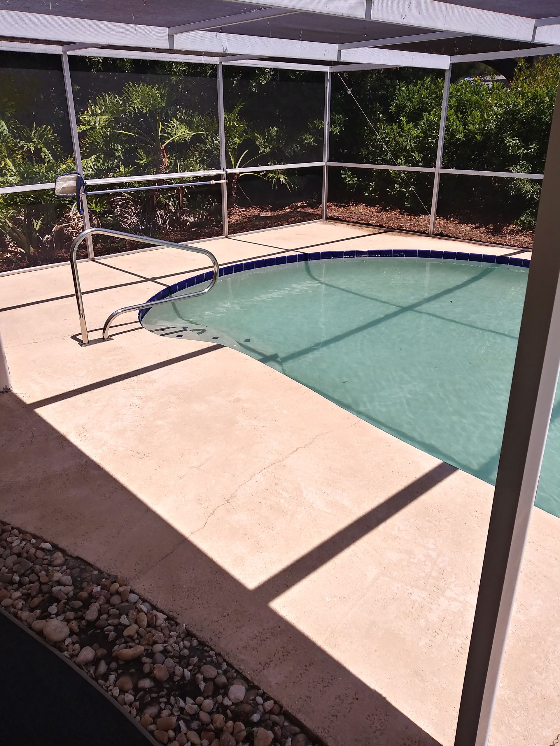 pool deck pressure washing