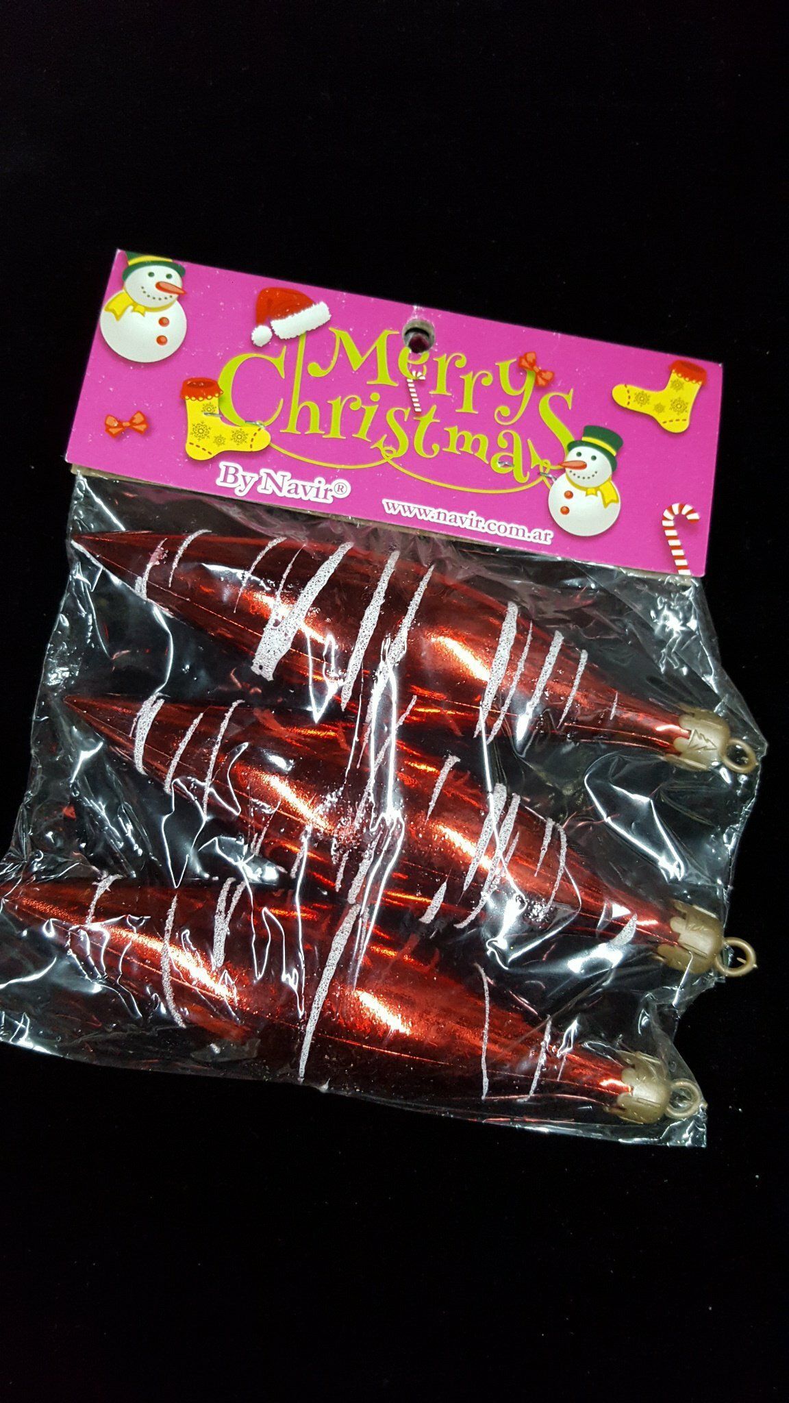 Bolsa de pañuelos rojos para fiestas navideñas con empaque festivo.