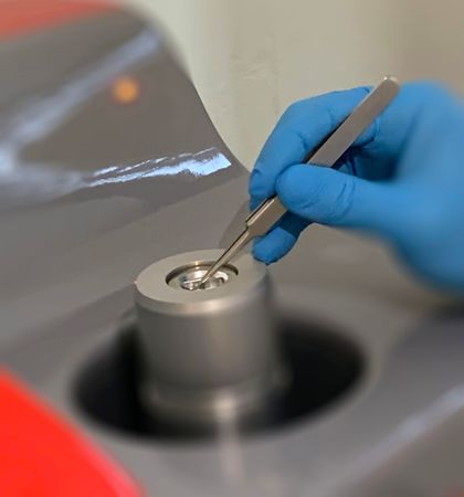 CO-CRYSTAL SCREENING AND SELECTION CO-CRYSTAL SCREENING AND SELECTION
