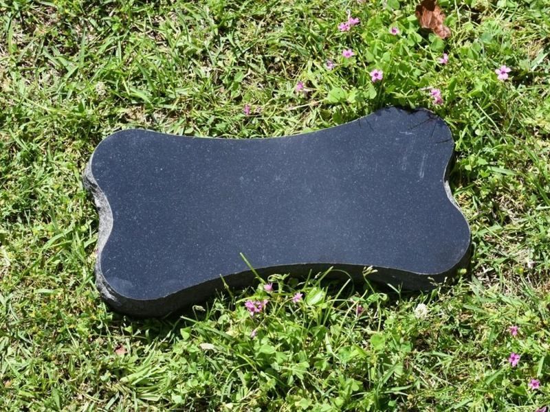 Pet memorials from Gaulden Monuments