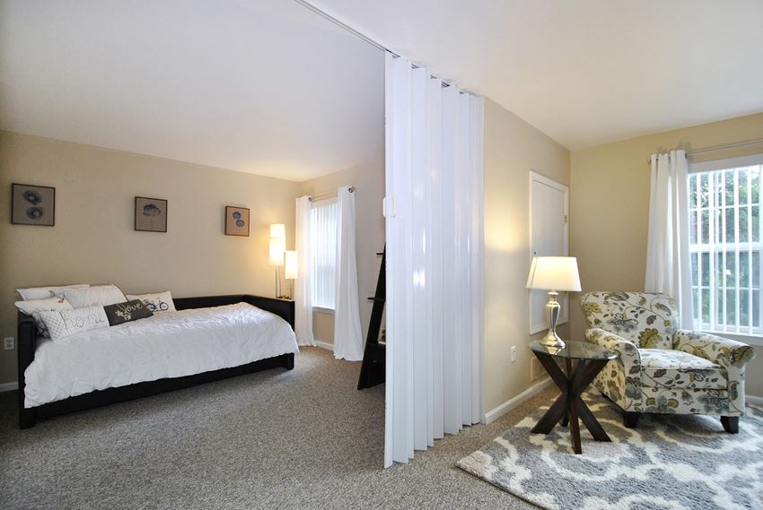 Home Lynden Parke Apartments Ypsilanti, MI