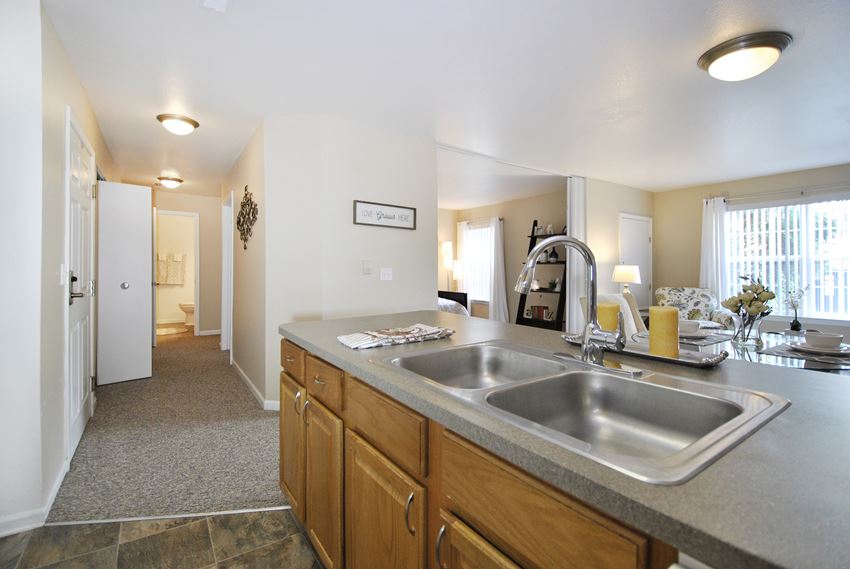 Home Lynden Parke Apartments Ypsilanti, MI