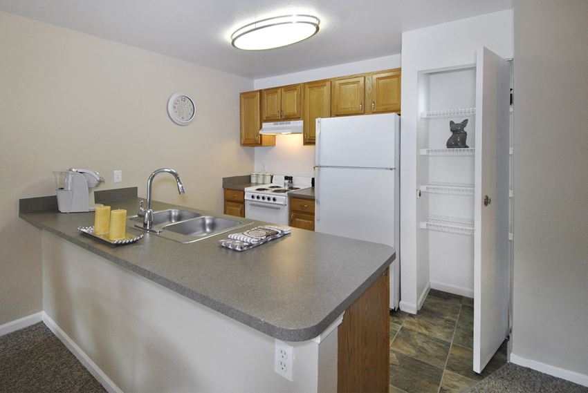 Kitchen Counter