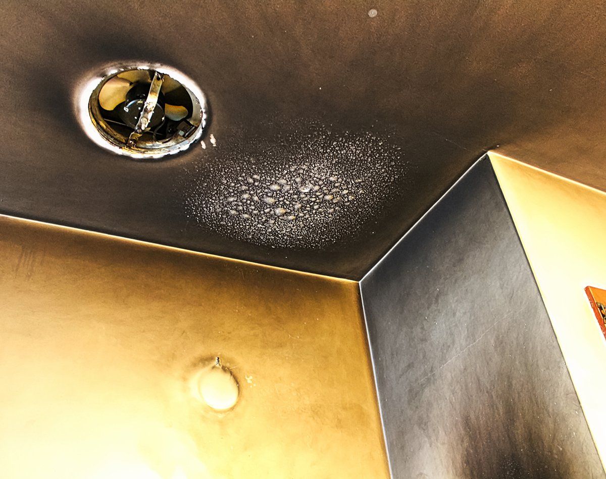 Burned Kitchen Ceiling And Wall — Jacksonville, FL — Triton Roofing and Restoration Burned Kitchen Ceiling And Wall — Jacksonville, FL — Triton Roofing and Restoration