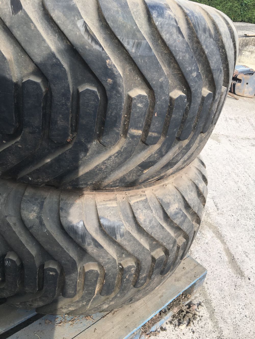 Grass tyres MF 420/430