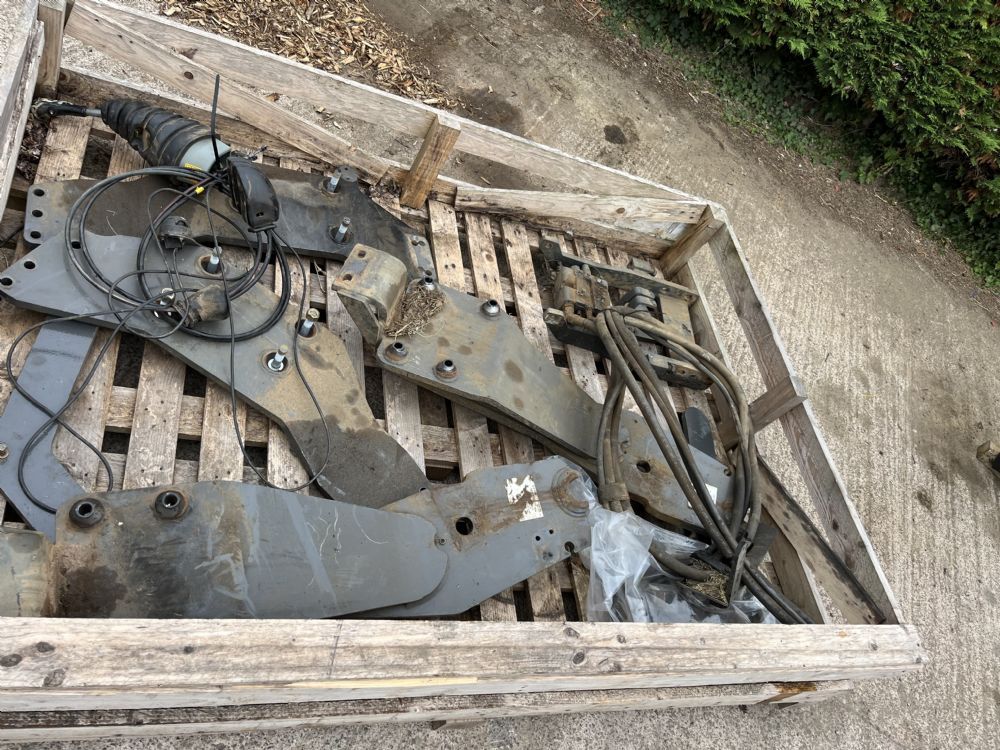 ALO Subframe and Controls