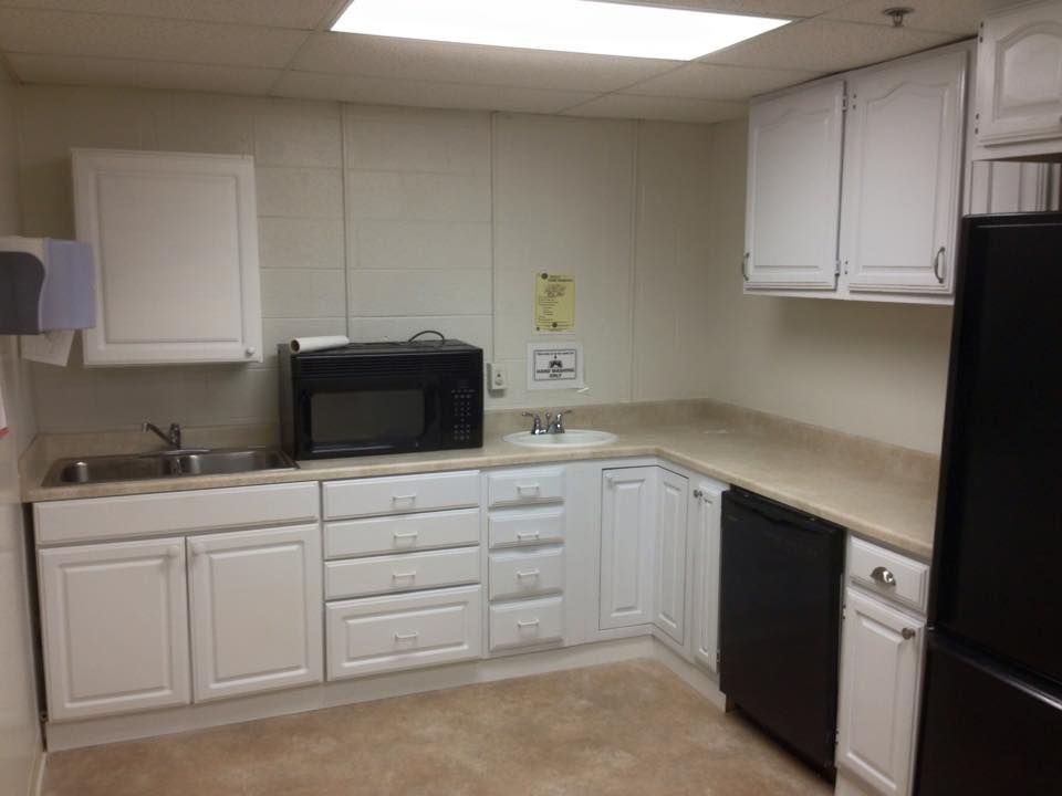 White Kitchen Cabinets — Wilmington, DE — Valdez Building And Remodeling