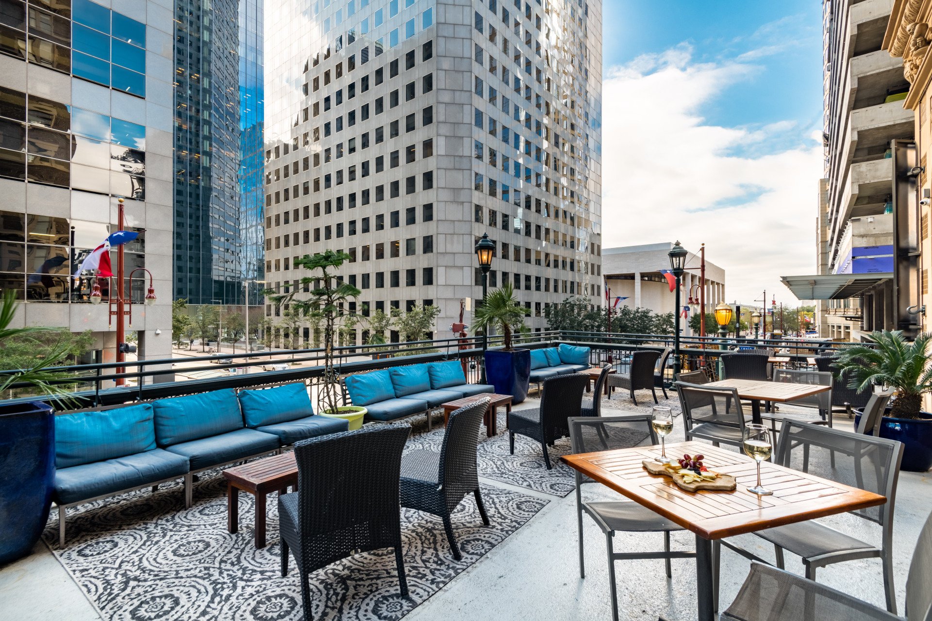 Live Music Bars Downtown Houston