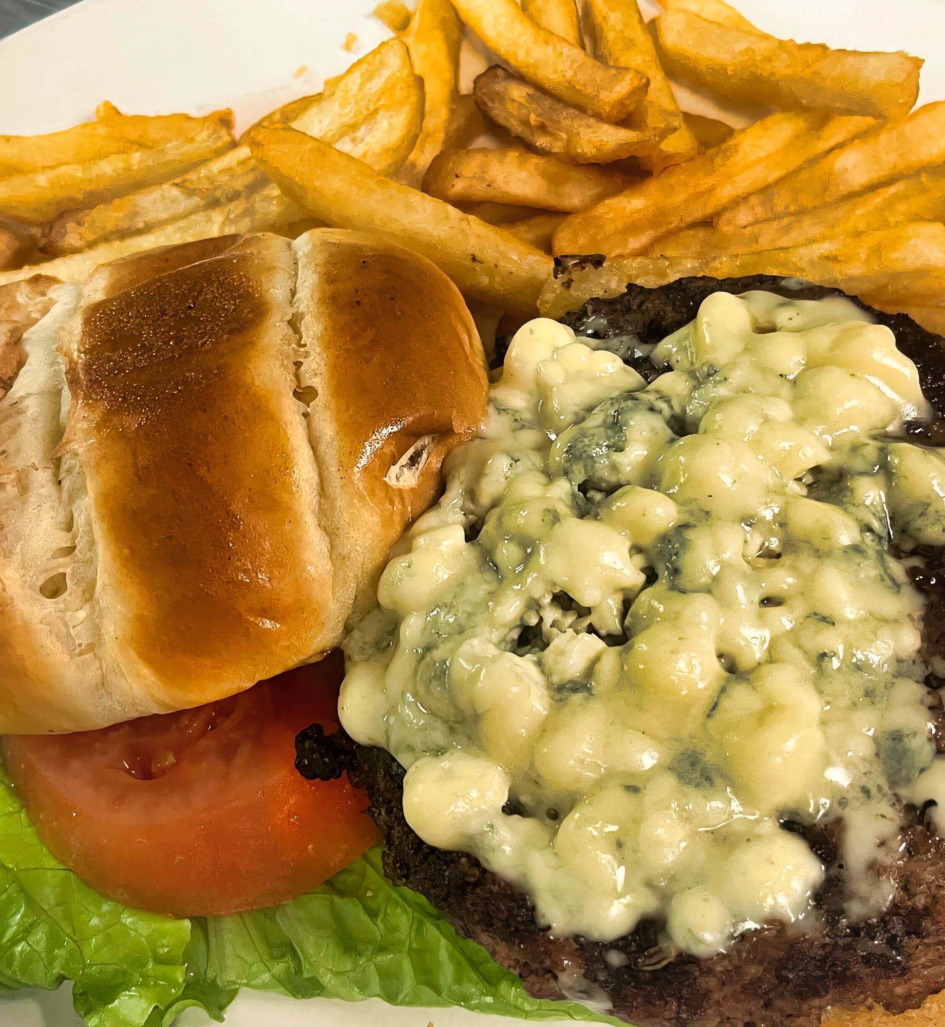 Bleu cheese burger at Dockers North