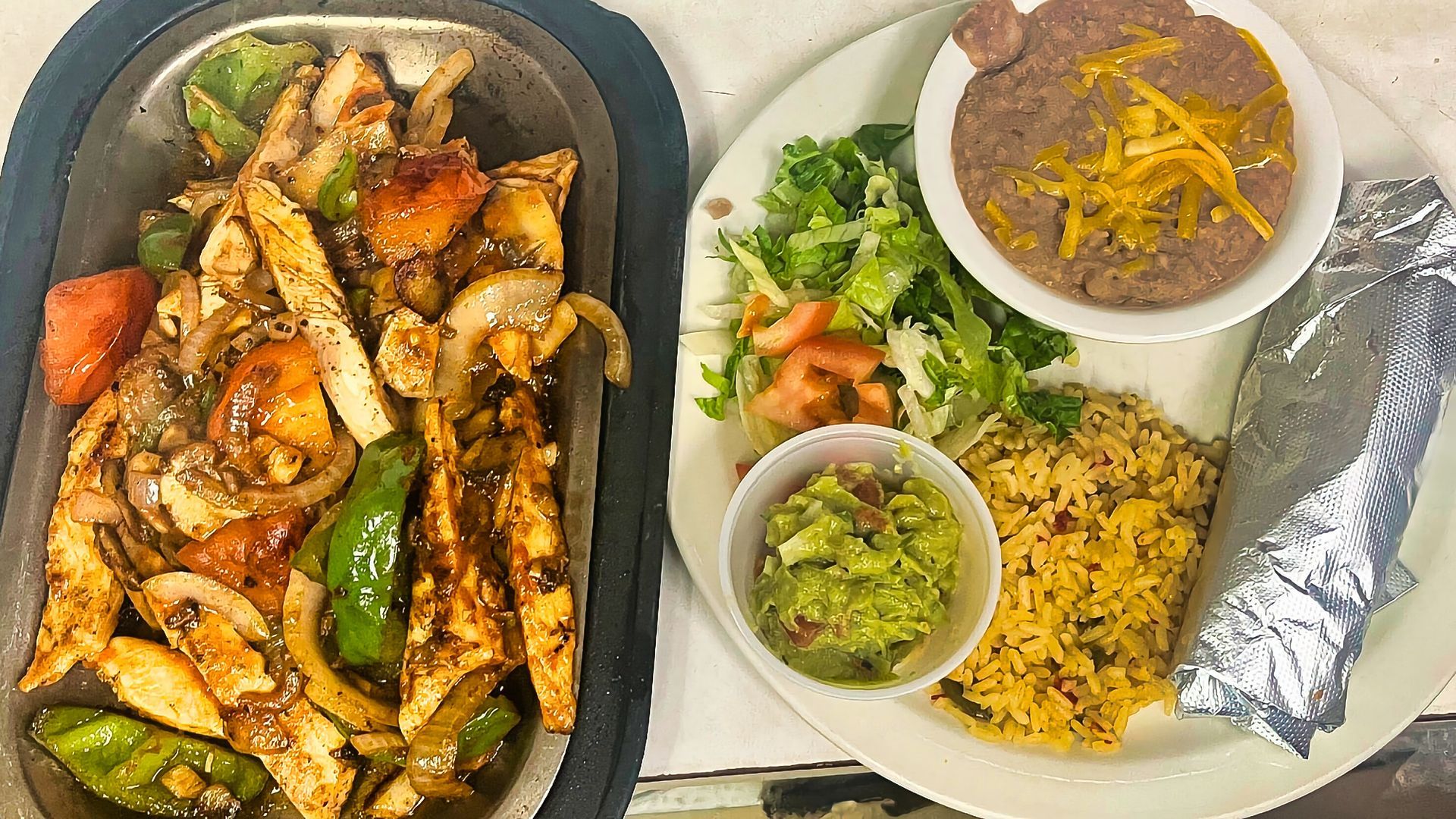 Chicken fajitas at Dockers North
