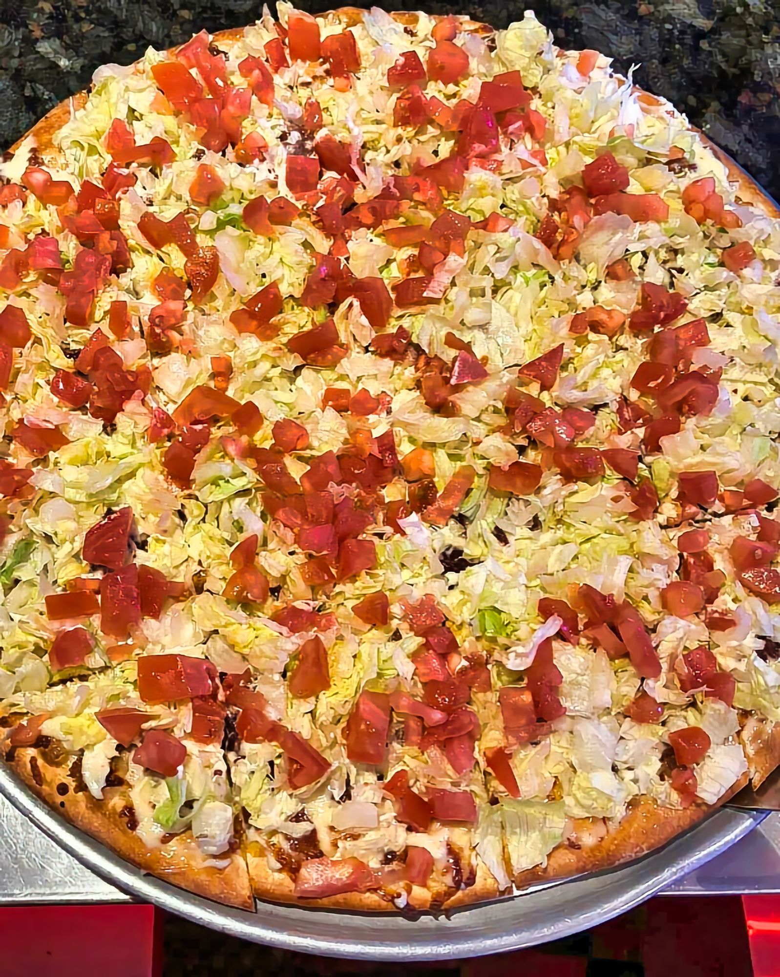 BLT pizza at Dockers North