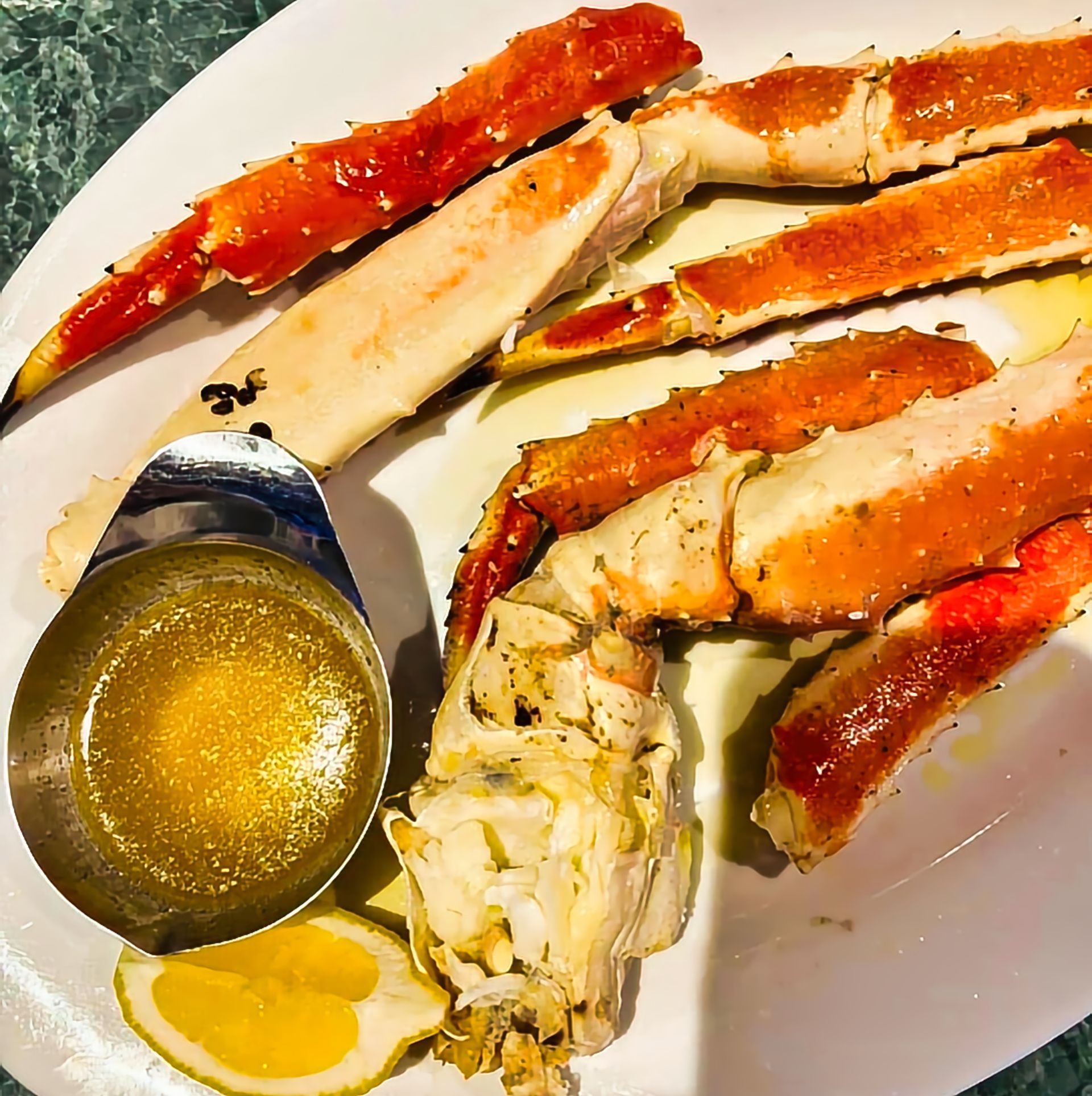 Crab legs at Dockers North
