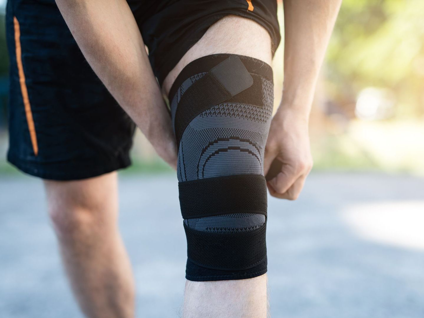 custom knee braces
