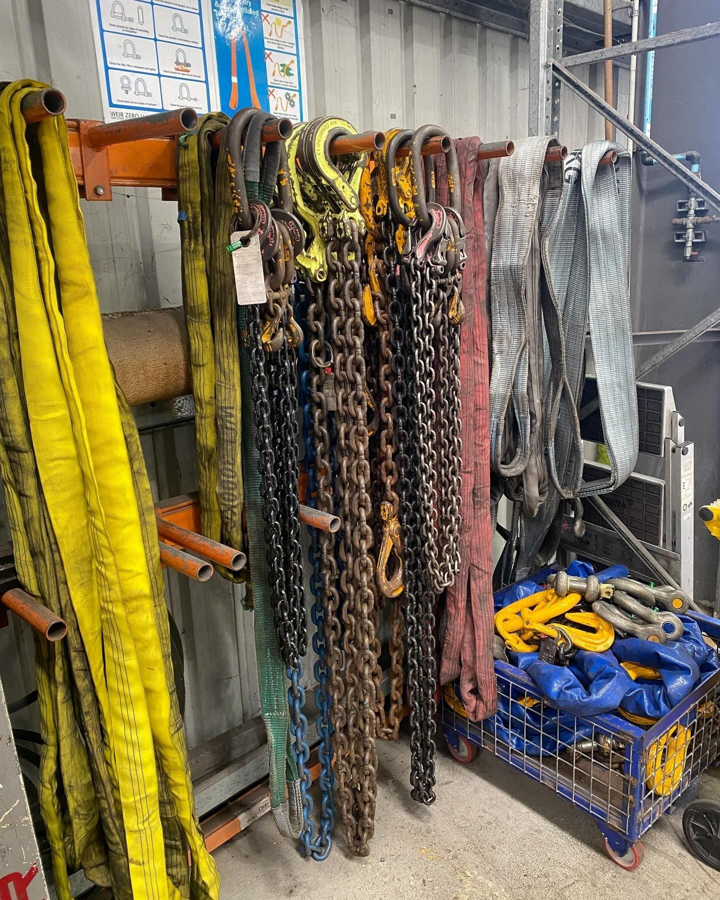 Industrial Rigging Supplies Yellow Web Slings Chains Blue Crate Hooks — Air & Lift Gear in Buderim, QLD