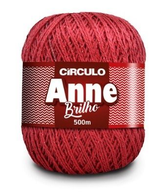 Red skein of Círculo Anne Brilho yarn with 500m label.