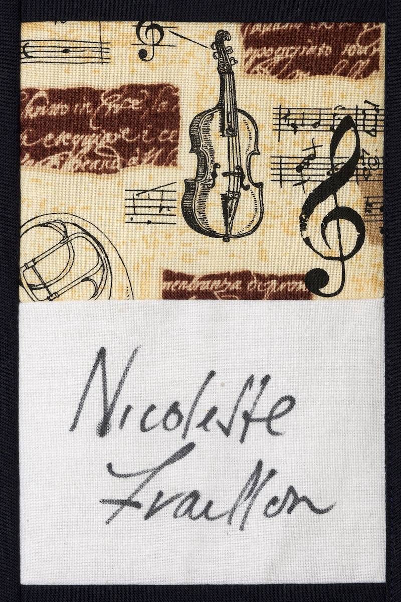 Handwritten name “Nicoline Frallon” on a beige collage with violin and music notes