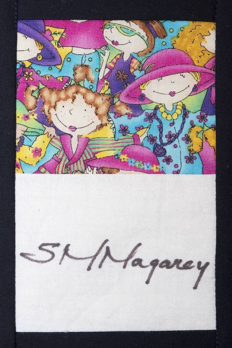 Colorful cartoon floral background above a white strip with the handwritten word “SN Paraguay”