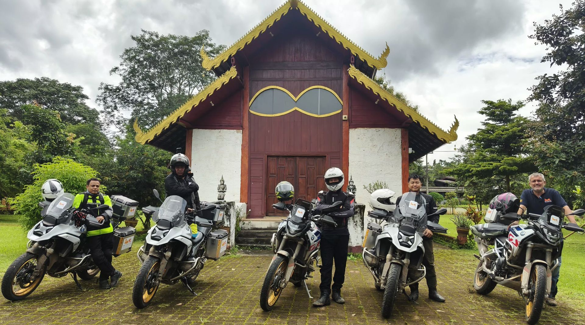 BTA's Group at Wat Chan Temple
