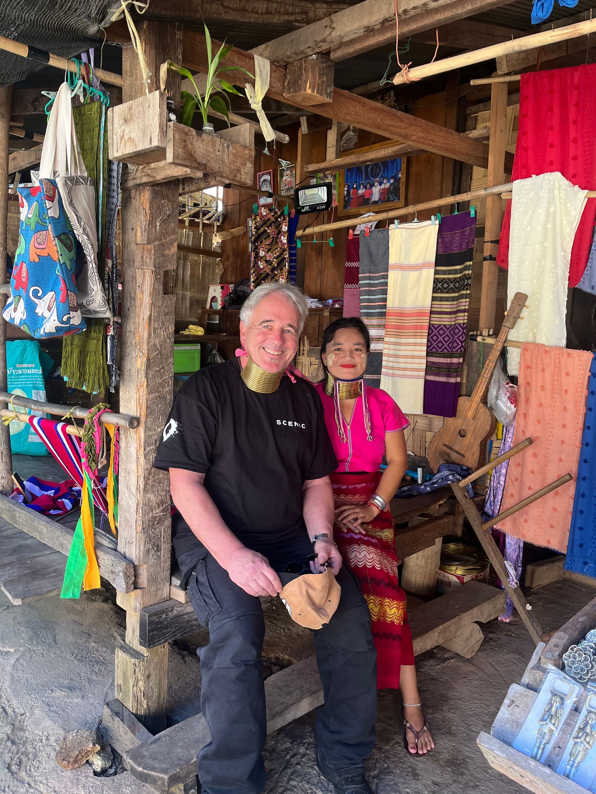 Bike Tour Asia, Long neck village