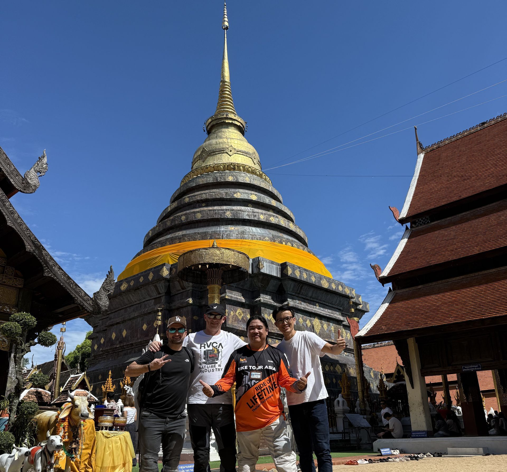 BTA's Guests at Wat Phra That Lampangluang