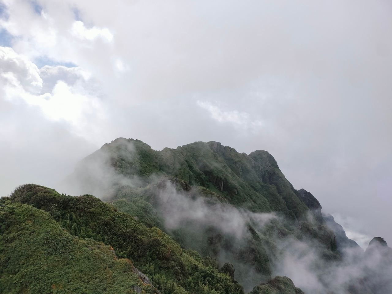 mountains in sapa, vietnam