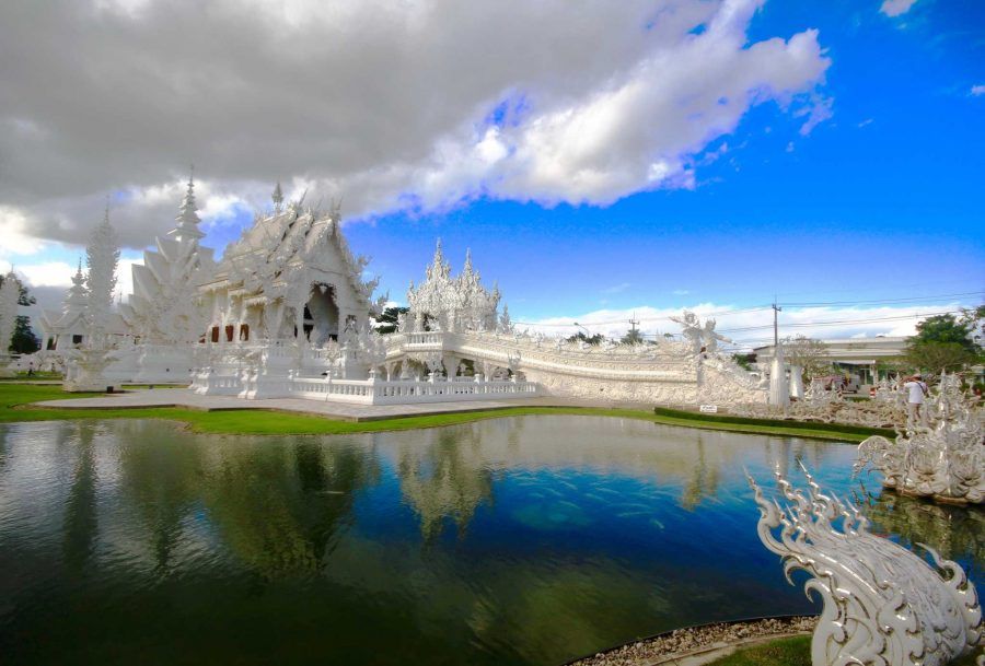 wat rong khun- white temple in chiang rai