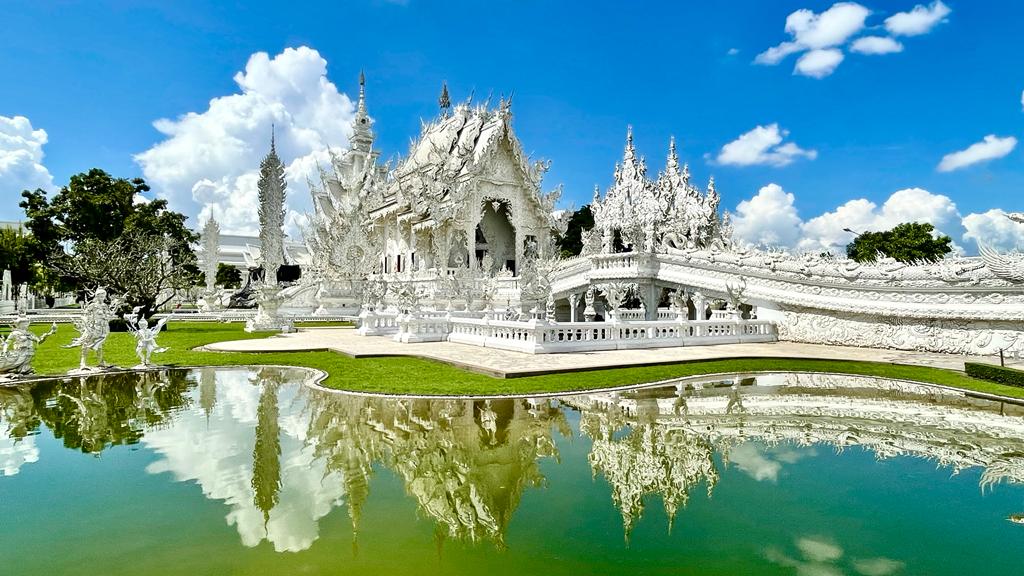 White+temple in chiang rai