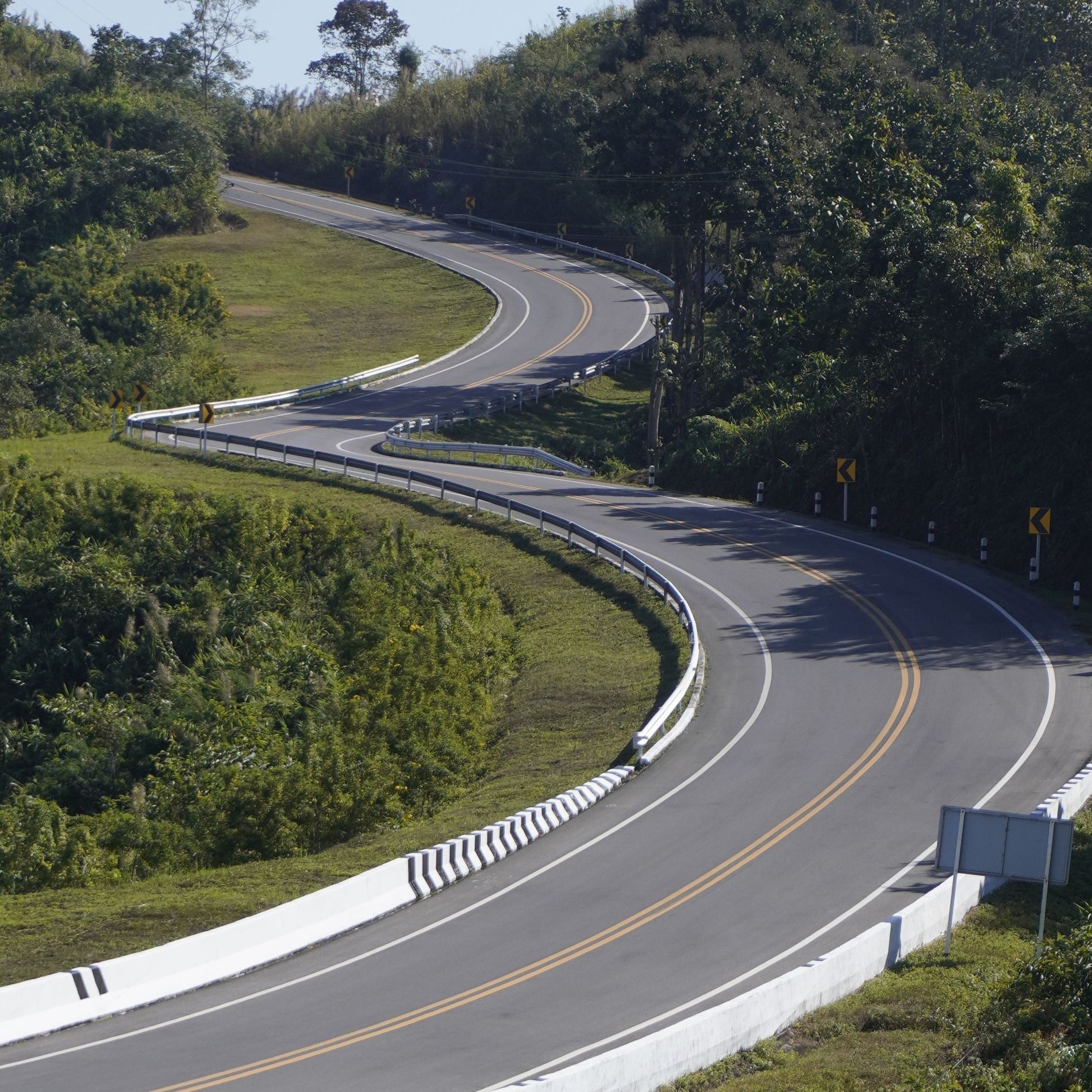 thailand no 3 curves