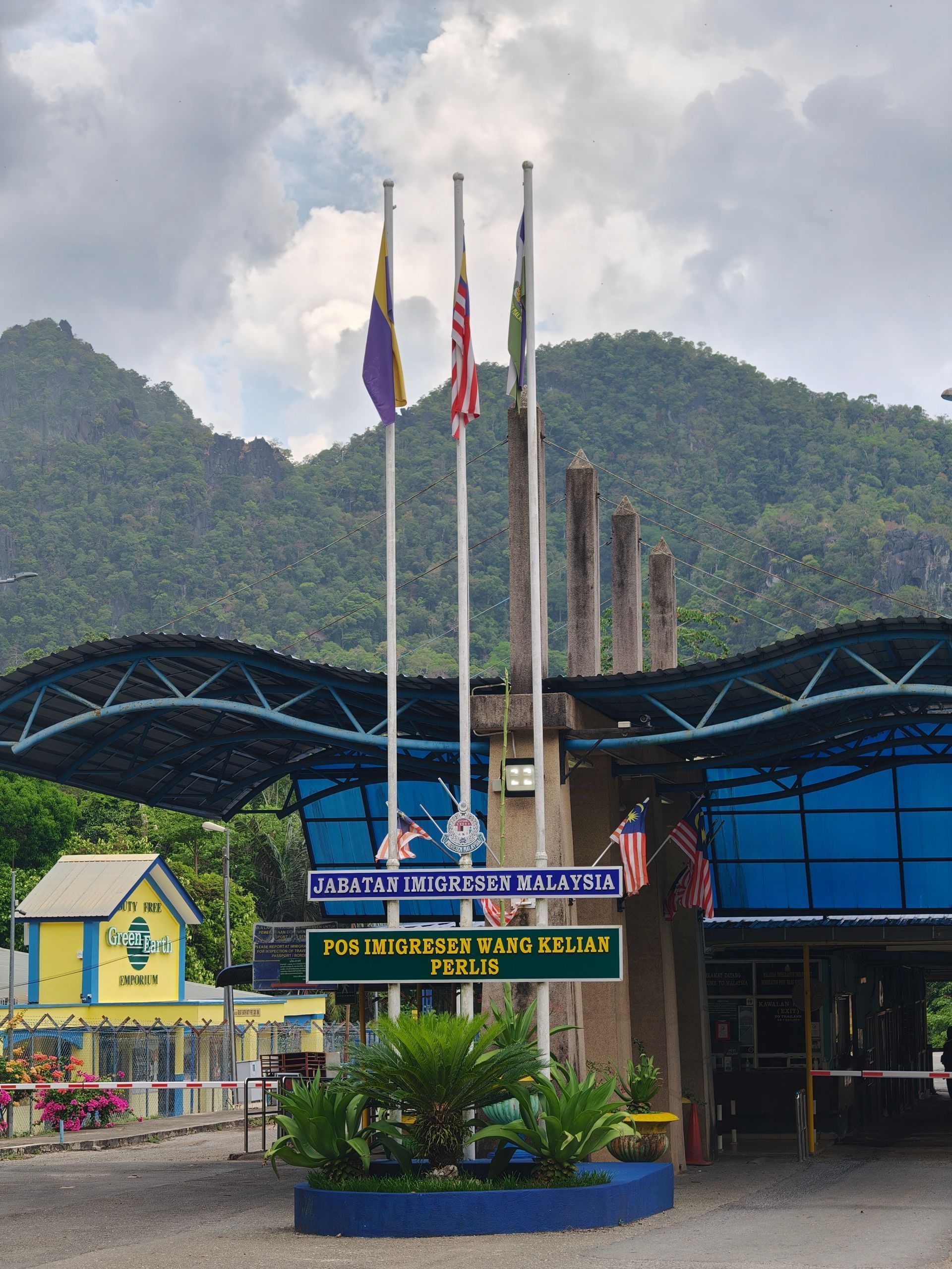Malaysia - Thailand border, Bike Tour Asia