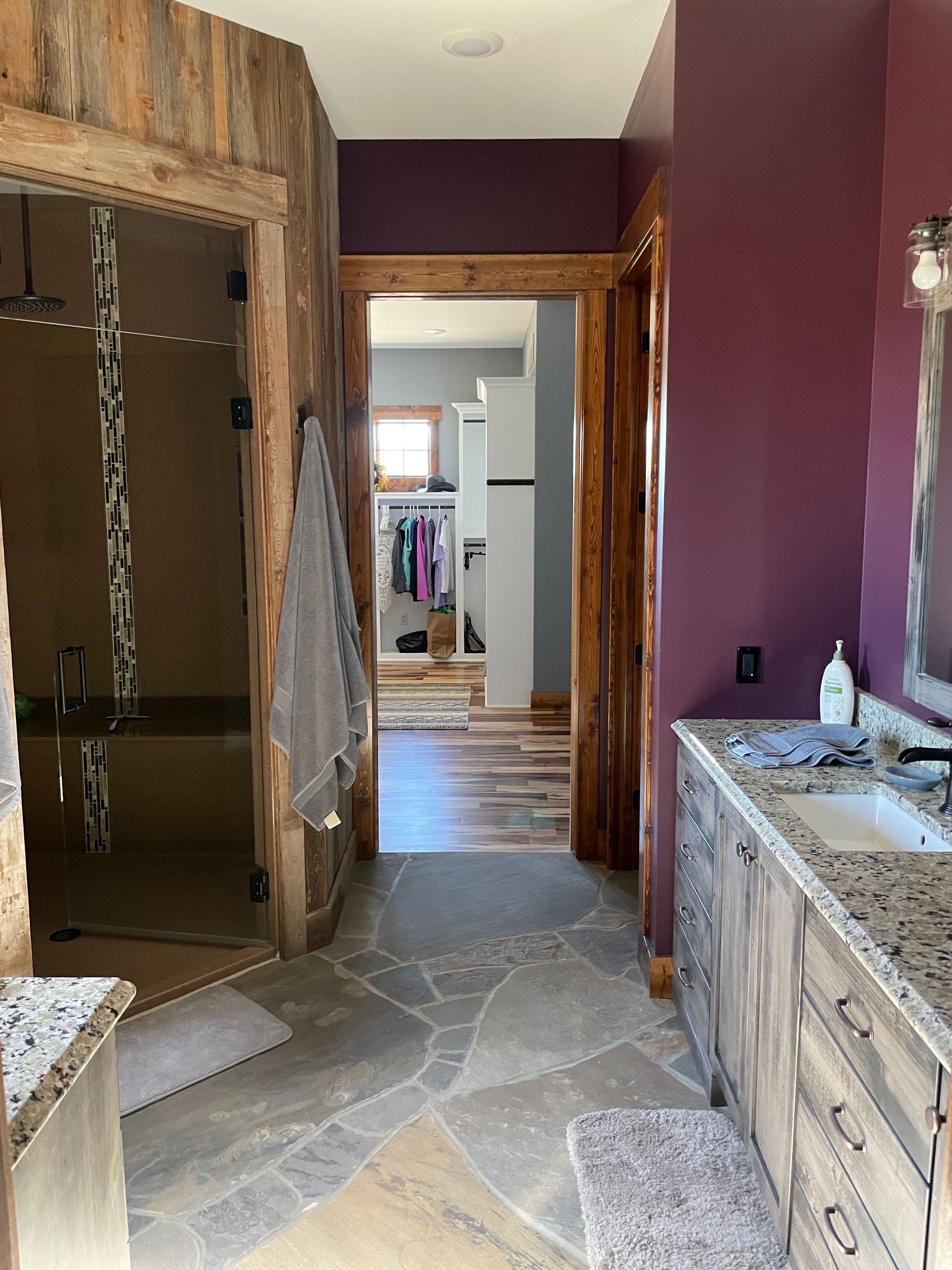 Create Your Dream Bathroom & Walk-in Closet With Design Built Homes in Columbia, MO. 