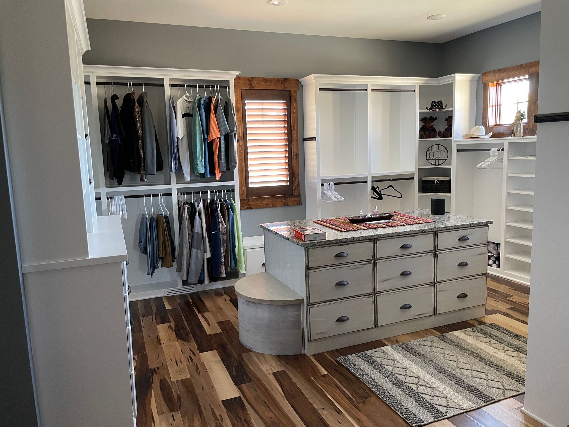 Want a Walk-in Closet in Your Mid-Missouri Home? Let Design Built Homes Build With You.