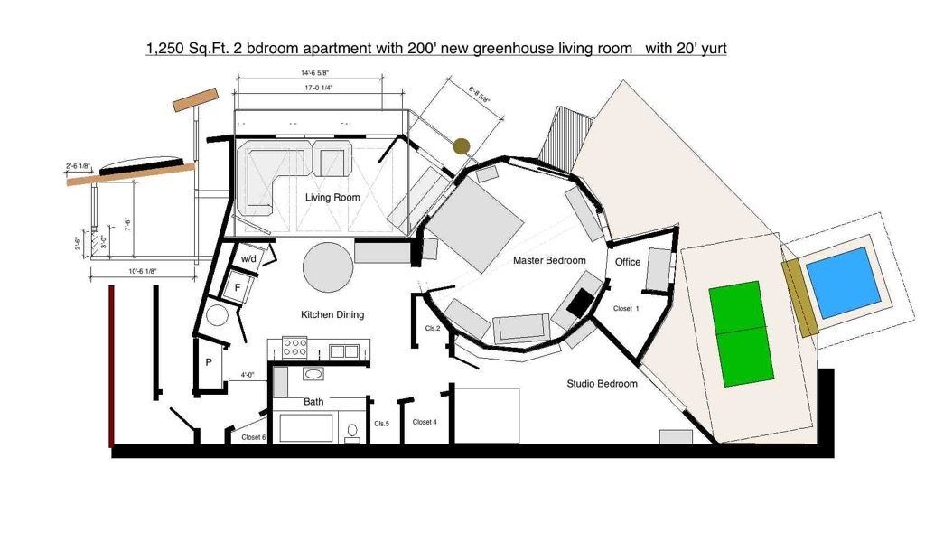 Black-and-white floor plan of a building with rooms, a circular central area, and colored pool and lawn sections