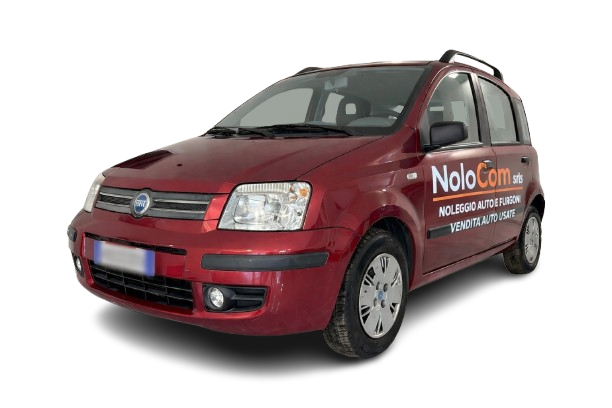 Furgone di servizio rosso NoloCom con logo aziendale su sfondo bianco.