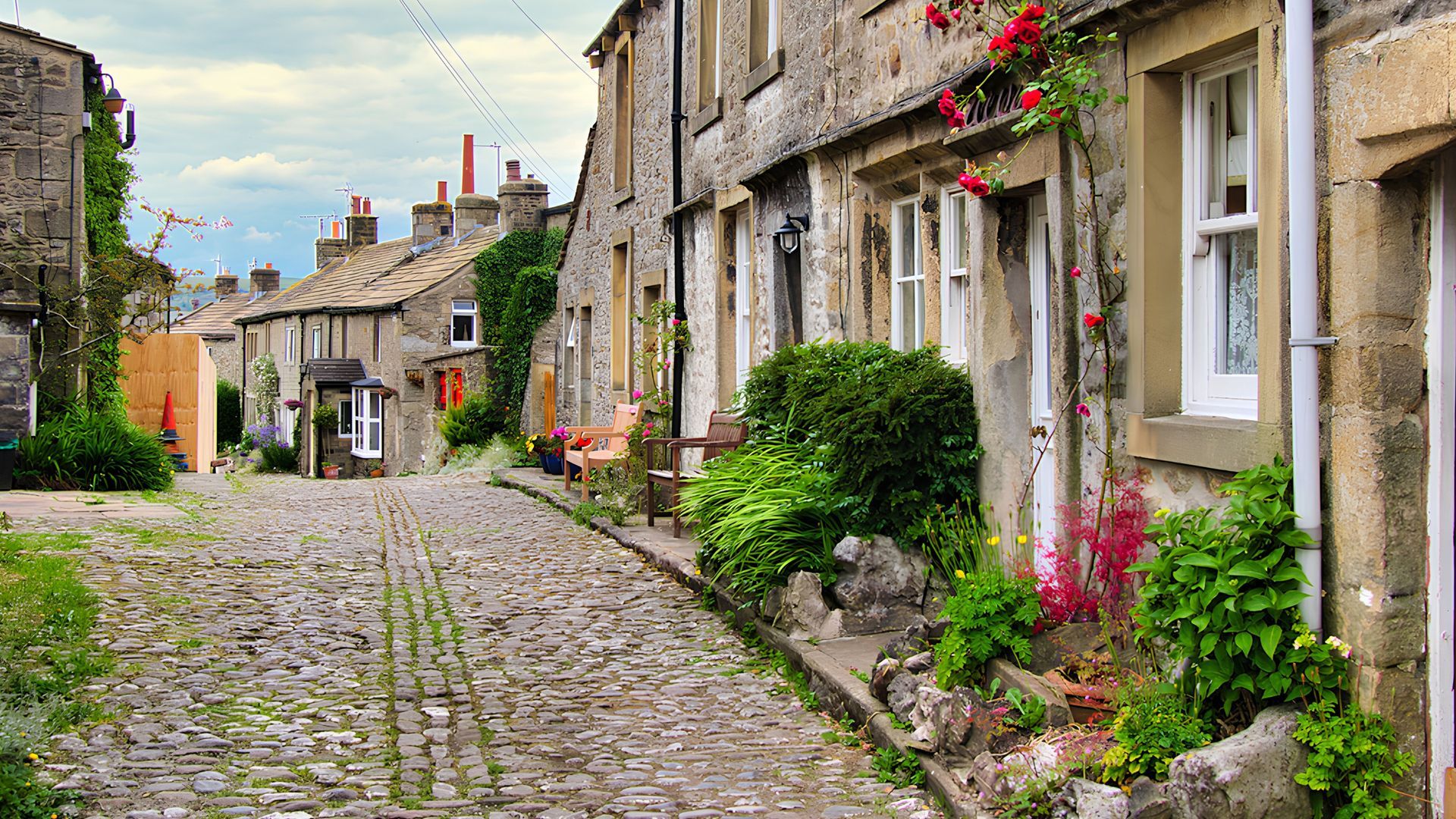 Welcome to Grassington – a market town nestled in the beating green heart of the Yorkshire Dales.
