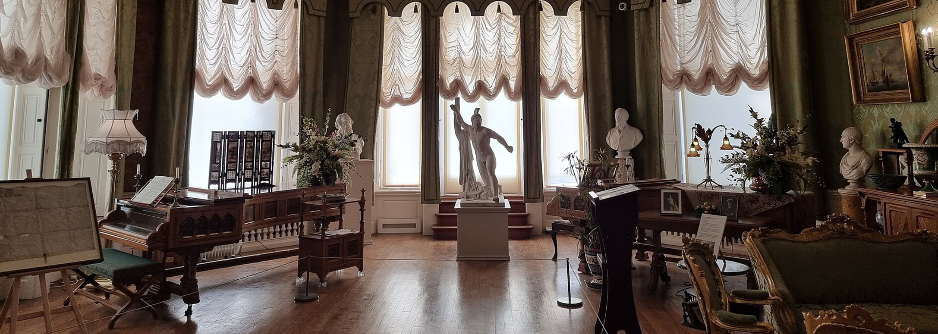 Picture of Lotherton Hall. 