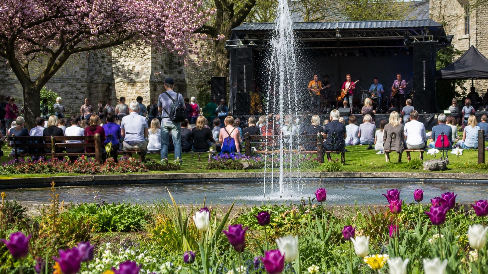 Looking for something to do in Yorkshire on 25 May? Explore 6 spring bank holiday events and experiences.

