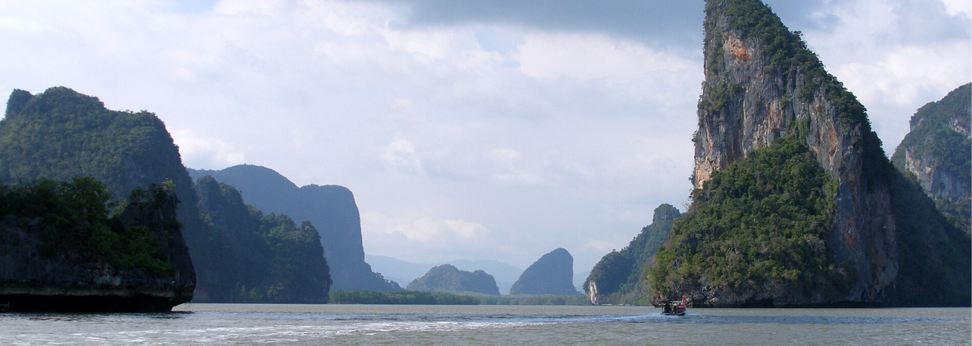 Picture of Limestone islands. 