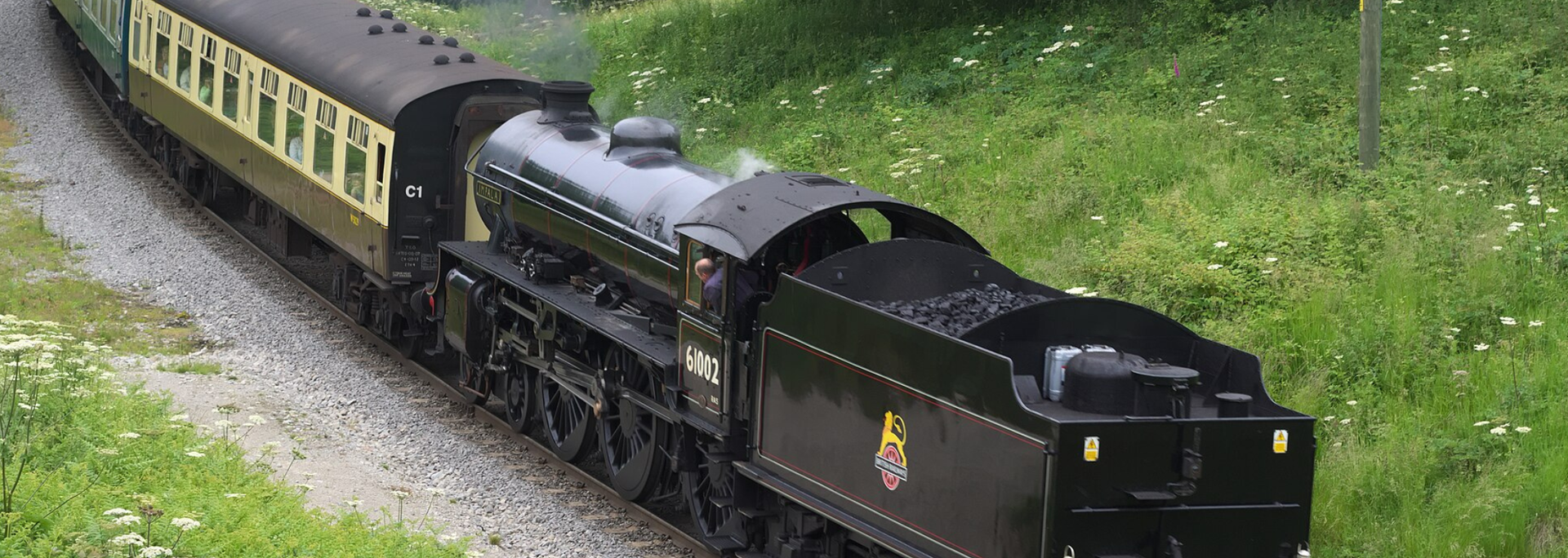 Picture of a steam train. 