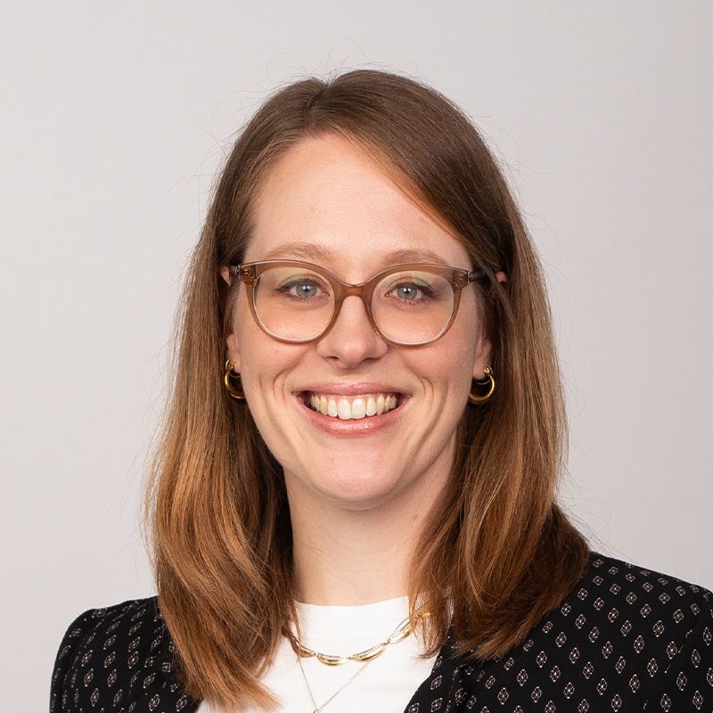 Katrin Schmiedel, Vogel IT-Akademie