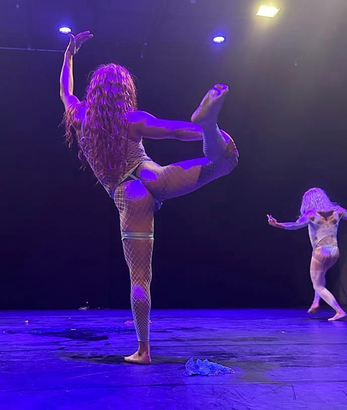 Don't Clap for Crap, performance still
