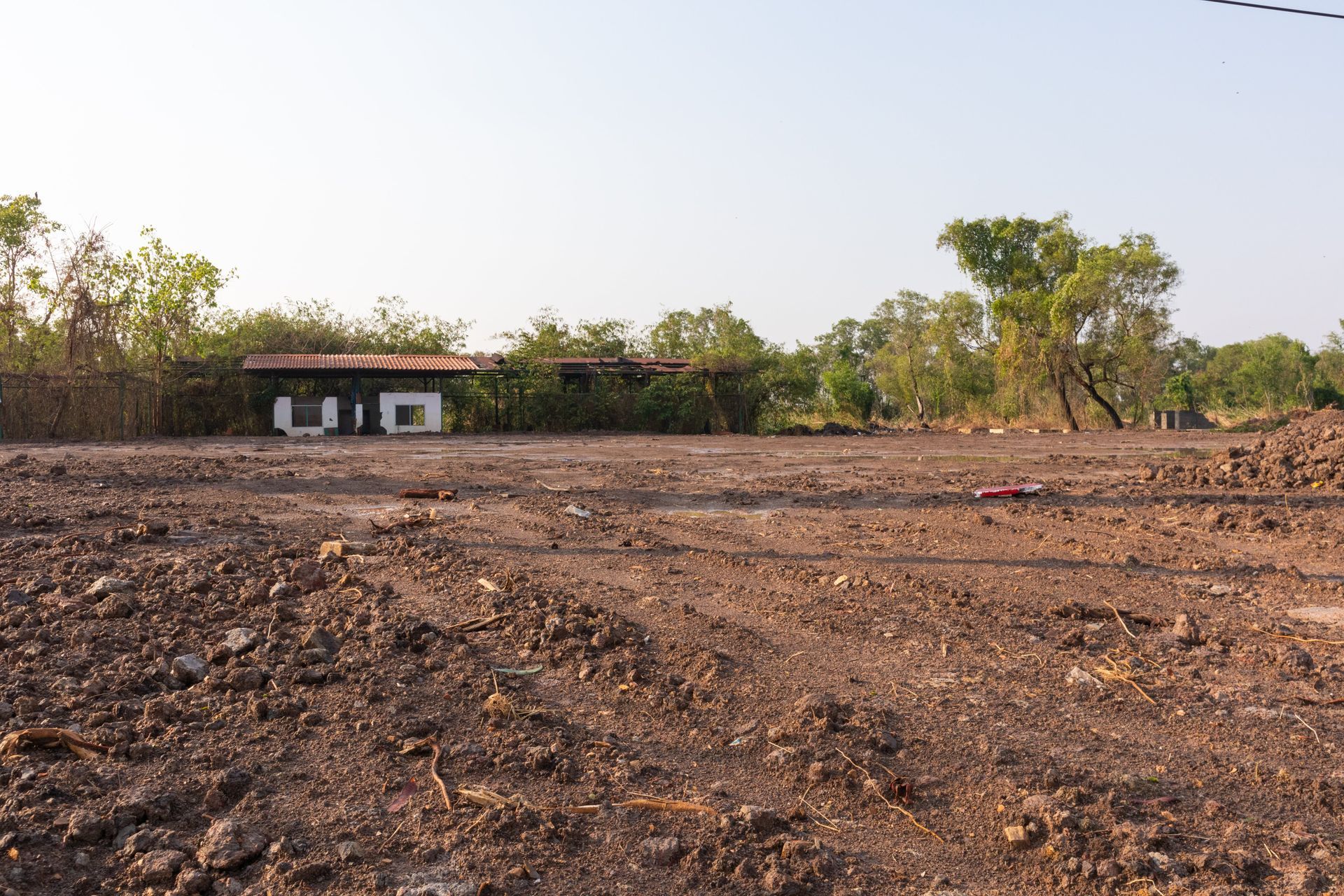 Before and after lot clearing in Lehigh Acres FL by local pros.