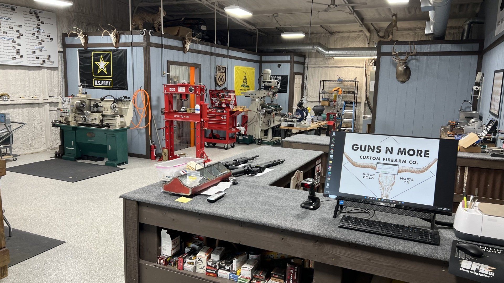 guns