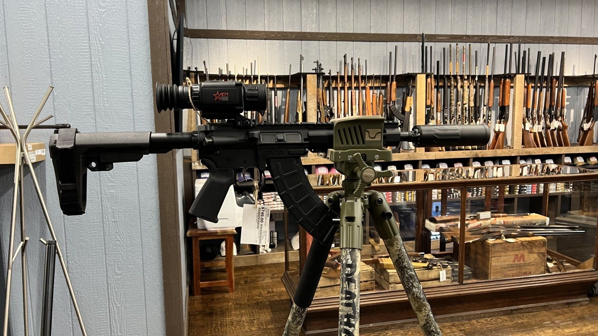 guns