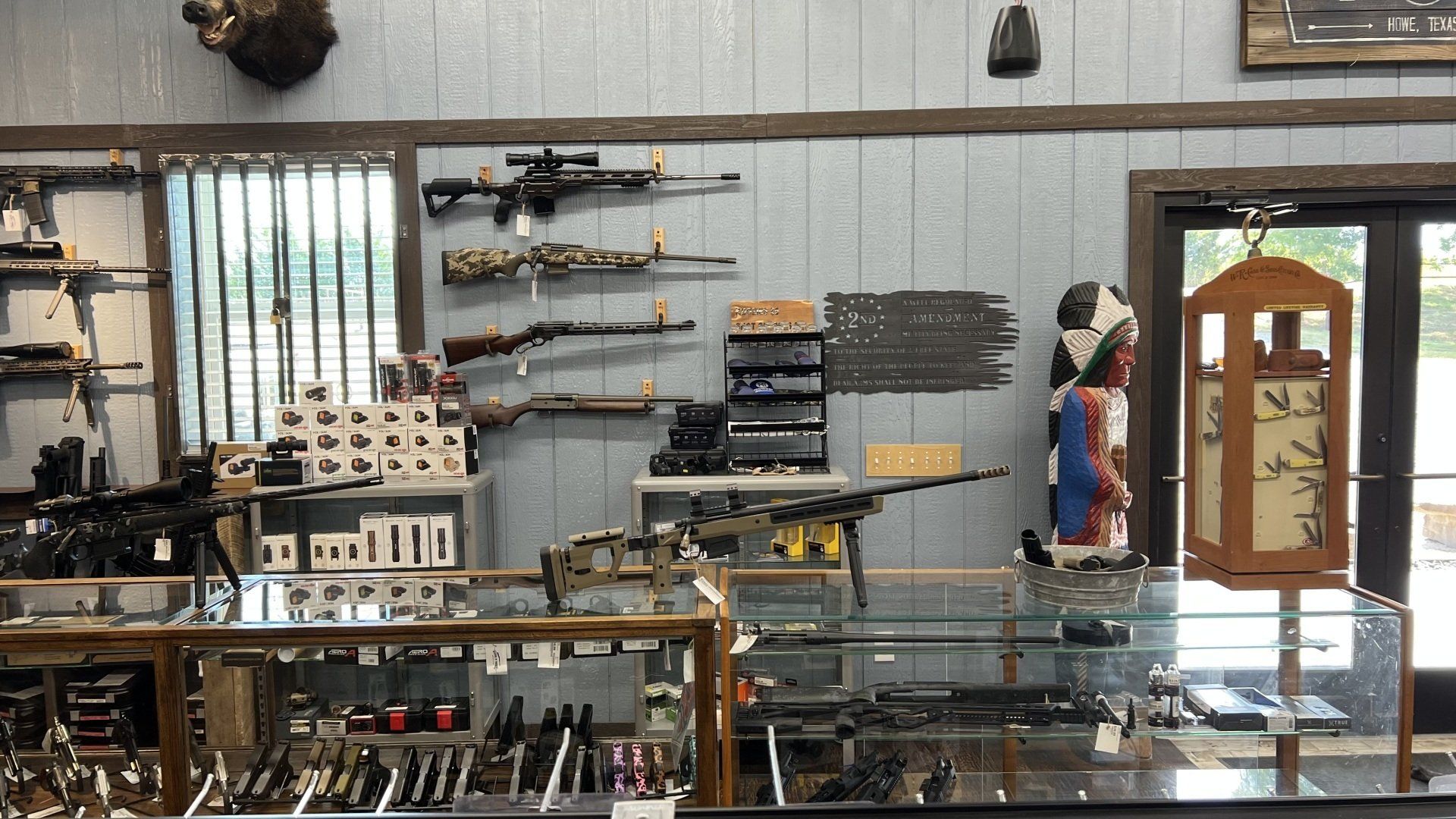 guns